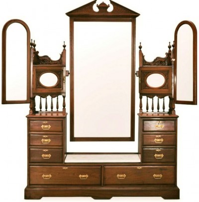 Dressing teble