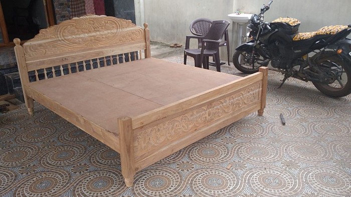Wooden cot